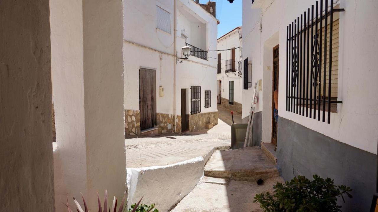 Casa Amigos Sorvilan - La Almendra Sorvilán Exterior foto